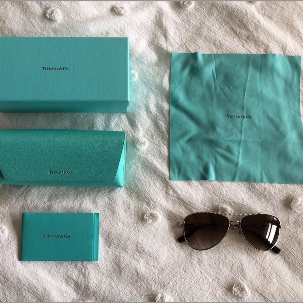 TIFFANY & Co. Aviator style Sunglasses
